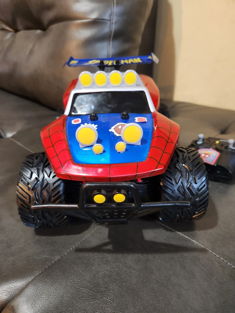 Marvel Spider-Man Red, Blue & White RC Monster Truck